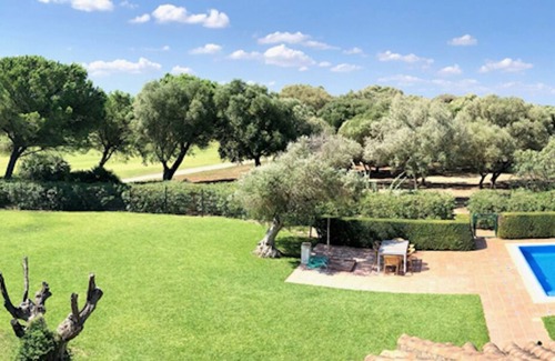 Benalup-Casas Vieja Villa | Villa de lujo con piscina privada frente al golf (limpieza salida incl.)