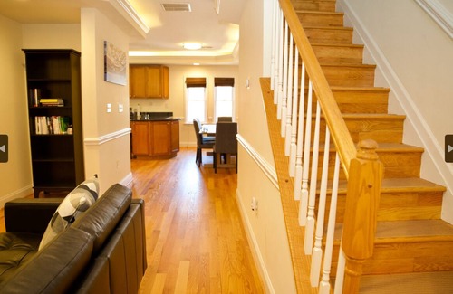 Federal Hill Casa | SFH de lujo en Fed Hill Parking + ¡Mascotas bienvenidas!