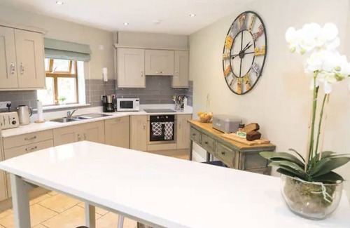Dingle Casa | Luxury Dingle Home close to town center, 4 bedrooms