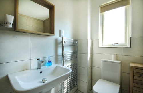 Coylumbridge Casa | Casa de vacaciones de lujo para perros con jacuzzi