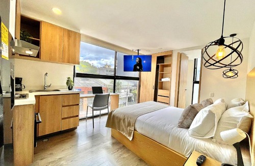 Zona Rosa Apartamento | Luxury Double Loft I Steps to Andino Mall I Family