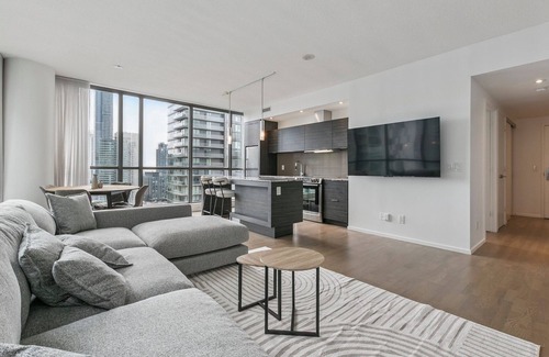 CityPlace Apartamento | Luxury Downtown Apartment 2bed2bath | Parking| Pool | Gym