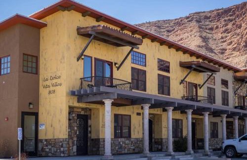 Moab Apartamento | Luxury Downtown Moab Rental - La Dolce Vita Villa #1