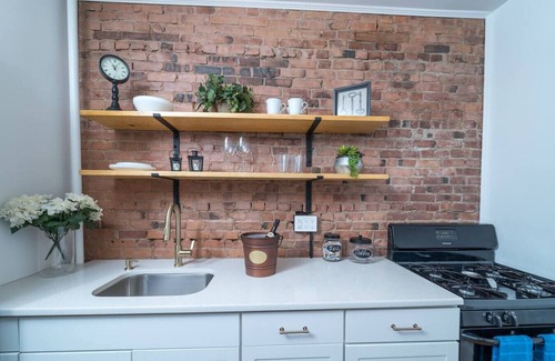 Troy Apartamento | Luxury downtown penthouse, by Franklin Plaza.