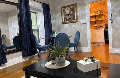 Troy Apartamento | Luxury downtown penthouse, by Franklin Plaza.