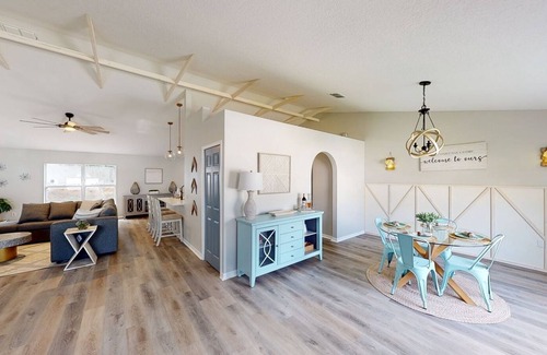 DeLand Casa | Luxury Dream Home Near Downtown