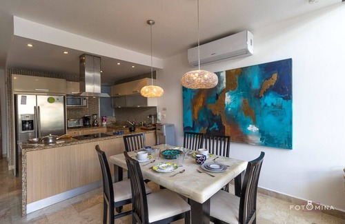 Zazil-ha Condominio | PARADISE en PLAYA; Condominio de lujo con piscina en la azotea 2bd / 2. 5 baños, Para toda la familia