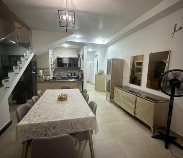 Al Alamayn Apartamento | Luxury Duplex Villa in Mazarine, New Alamein