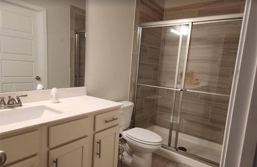 Auburn Casa | Luxury En-Suite Room