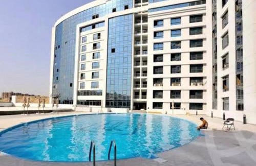 Maadi Apartamento | Luxury Escape with Pool Access