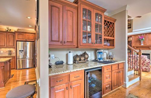 Wake Forest Casa | Luxury Estate Private Hot Tub and Pickleball Court