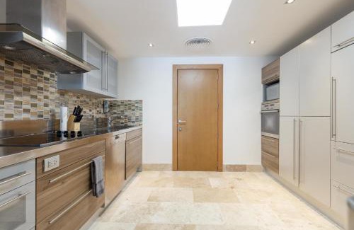 Playa Mujeres Apartamento | Luxury & exclusive 3BR Apt w Amazing amenities