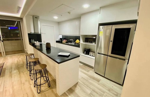 Barrio Kennedy Apartamento | Luxury Exclusive Loft @ Santana Lofts