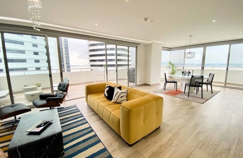 Barrio Kennedy Apartamento | Luxury Exclusive Loft @ Santana Lofts