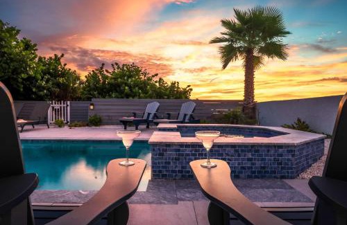 Independence Square Casa | Luxury Family Beachfront Oasis Pool Spa and Views