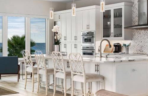 Independence Square Casa | Luxury Family Beachfront Oasis Pool Spa and Views
