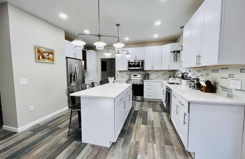 Tobyhanna Casa | Luxury family friendly gateway. Golf, Lake, Pool