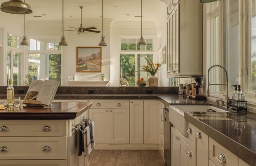 Vista Casa | Luxury family-friendly villa w/resort backyard