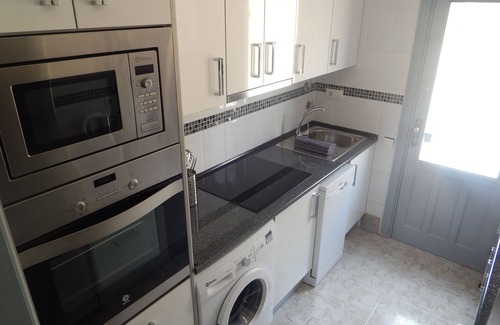 Los Alcázares Villa | Villa de lujo para vacaciones familiares, piscina privada climatizada, en el corazón de Los Alcázares