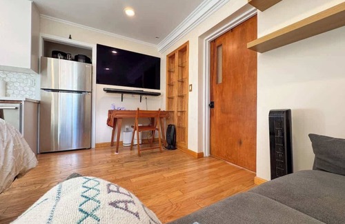 Rockridge Casa | Close to UC Berkeley, Chef’s Kitchen & Restaurants