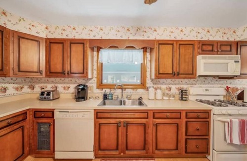 Meadville Otro | Luxury Farm Getaway at Sunset Hill
