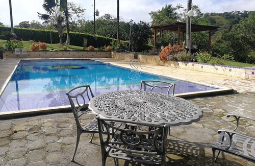 Donmatias Casa | LUXURY FARM MY EARTH/LAKE, POOL AND RIVER