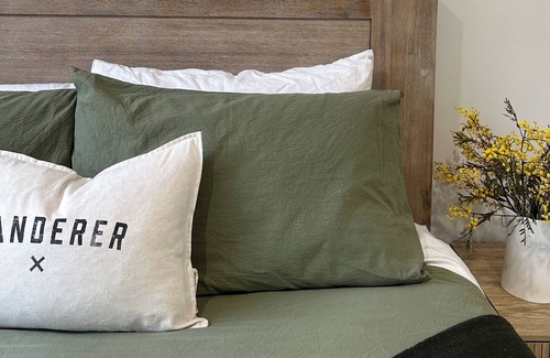 Middle Arm Otro | Luxury Farmhouse Getaway - Only 2hrs From Sydney
