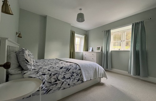 Dursley Otro | Luxury farmhouse in secluded Cotswold valley