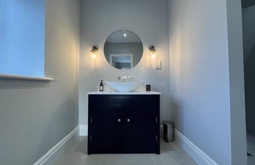 Dursley Otro | Luxury farmhouse in secluded Cotswold valley