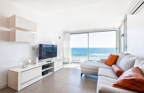 Melenara Apartamento | Luxury First Line Apartment.