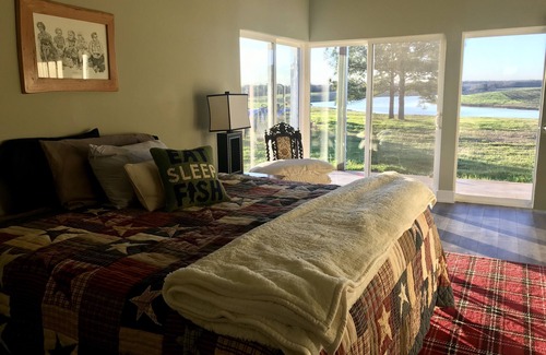 Fairfield Otro | Luxury Fish Camp in Central/East Texas