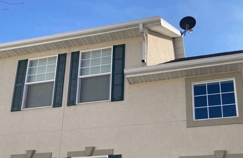 Logan Casa | Luxury five bedroom townhouse! Great location just off of Main Street!