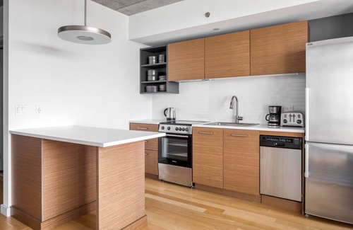 Fort Point Apartamento | Luxury Fort Point 1BR w. W/D & Gym, by Blueground