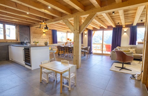 Notre-Dame-de-Bellecombe Chalet De Esquí | Chalet de lujo con jacuzzi y sala de skis, 5 habitaciones