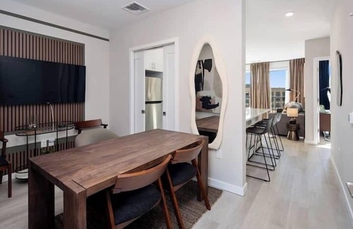The Hill Apartamento | Luxury Furnished Apartments by Hyatus Downtown at Yale
