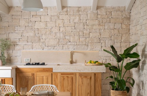 Debeljuhi Villa | Luxury Gabriel Residence for 8 people with 32 m2 private salt-water pool in Central Istria