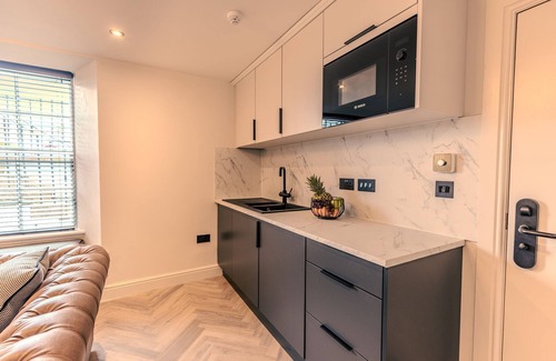 Ayr Apartamento | Luxury Georgian Aparthotel by Hauss Ayr - 5mins to Beach, Town Centre!