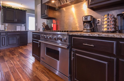 West Des Moines Casa | EL EQUIPO FUN MECCA! # 1 ALQUILER DE VACACIONES EN DES MOINES AIR BNB!