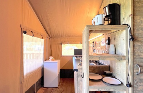 Hulshorst Casa | Luxury glamping at fun park on the Veluwe