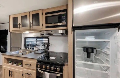 Old Seminole Heights Casa | Luxury Glamping Experince in the Heart of Tampa
