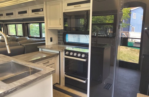 South Westminster Casa | Luxury Glamping in the Mile High-Private Pool, Hot Tub, Outdoor Fireplace & BBQ!