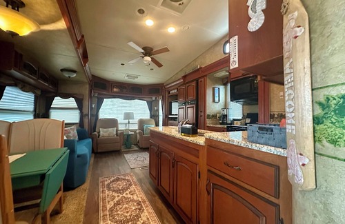 Englewood Casa | Luxury Glamping near the gorgeous Gulf coast Beach!