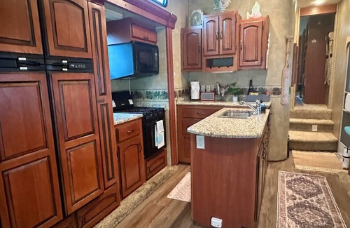 Englewood Casa | Luxury Glamping near the gorgeous Gulf coast Beach!