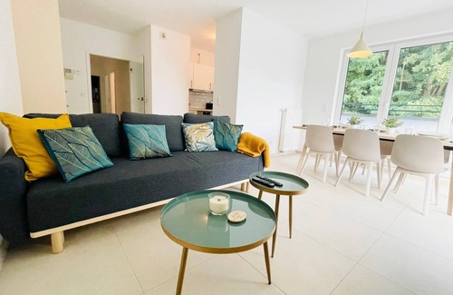 Kirchberg Apartamento | Luxury Green Penthouse Terrace & Parking