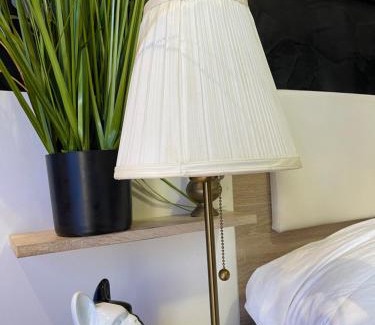 Hay Riad Cama Y Desayuno | Luxury Grey Suite in Hay Riad