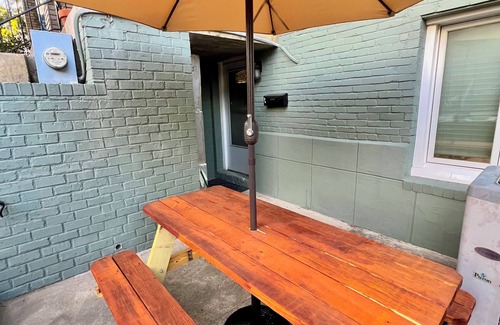 Near Northeast Apartamento | Luxury Group Retreat in Heart of DC!