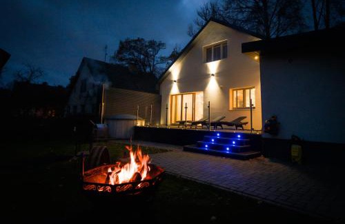 Valmiera Casa | Luxury Guest House - Hot Tub & Sauna