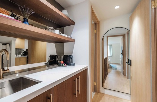 Mission District Casa | Luxury guest suite with private bath