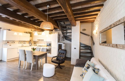 Montone Casa | Este hostal de lujo, situado en el campo italiano, Umbría, Italia