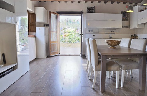 Montone Casa | Este hostal de lujo, situado en el campo italiano, Umbría, Italia